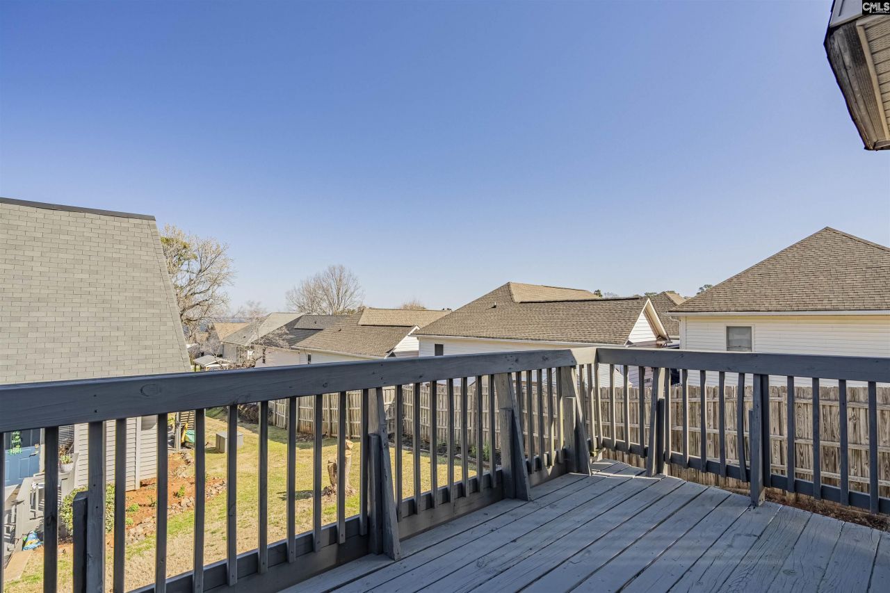 301 Harbor Heights Drive Photo 19