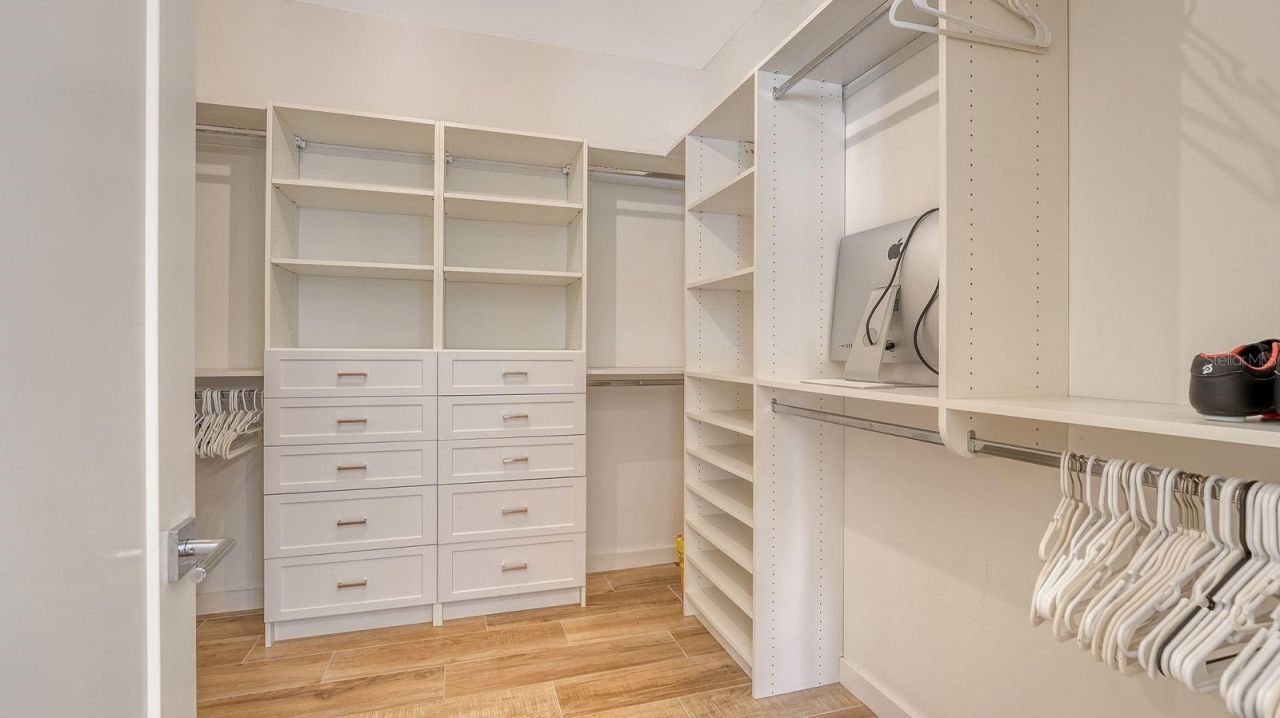 6136 Hollywood Boulevard, Sarasota, FL 34231 Photo