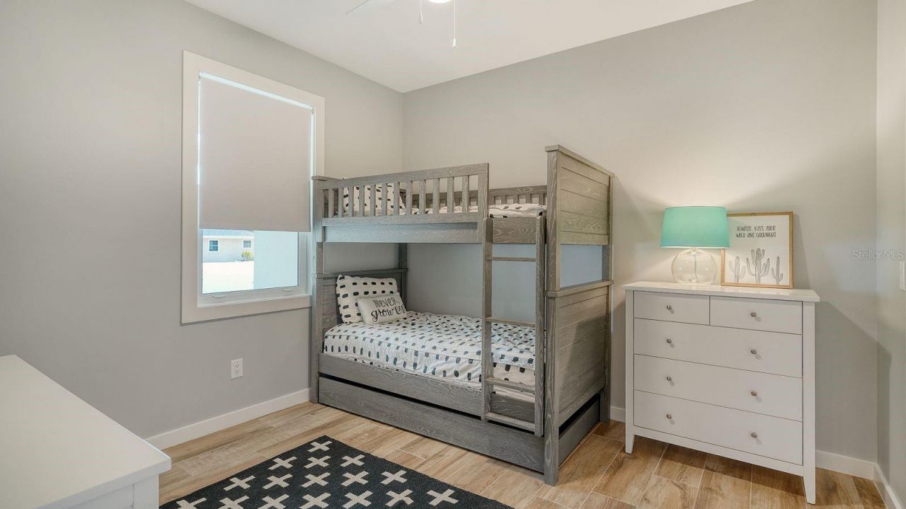 6136 Hollywood Boulevard, Sarasota, FL 34231 Photo
