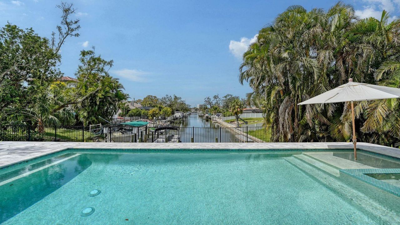 6136 Hollywood Boulevard, Sarasota, FL 34231 Photo