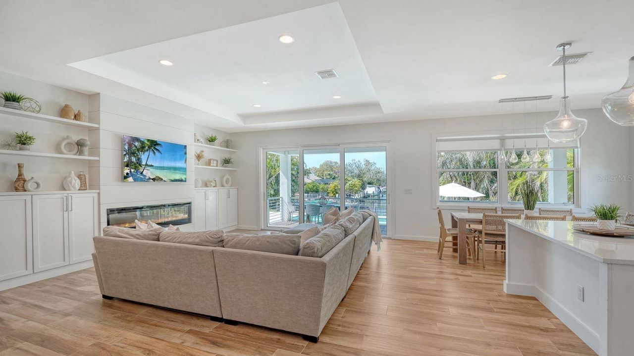 6136 Hollywood Boulevard, Sarasota, FL 34231 Photo