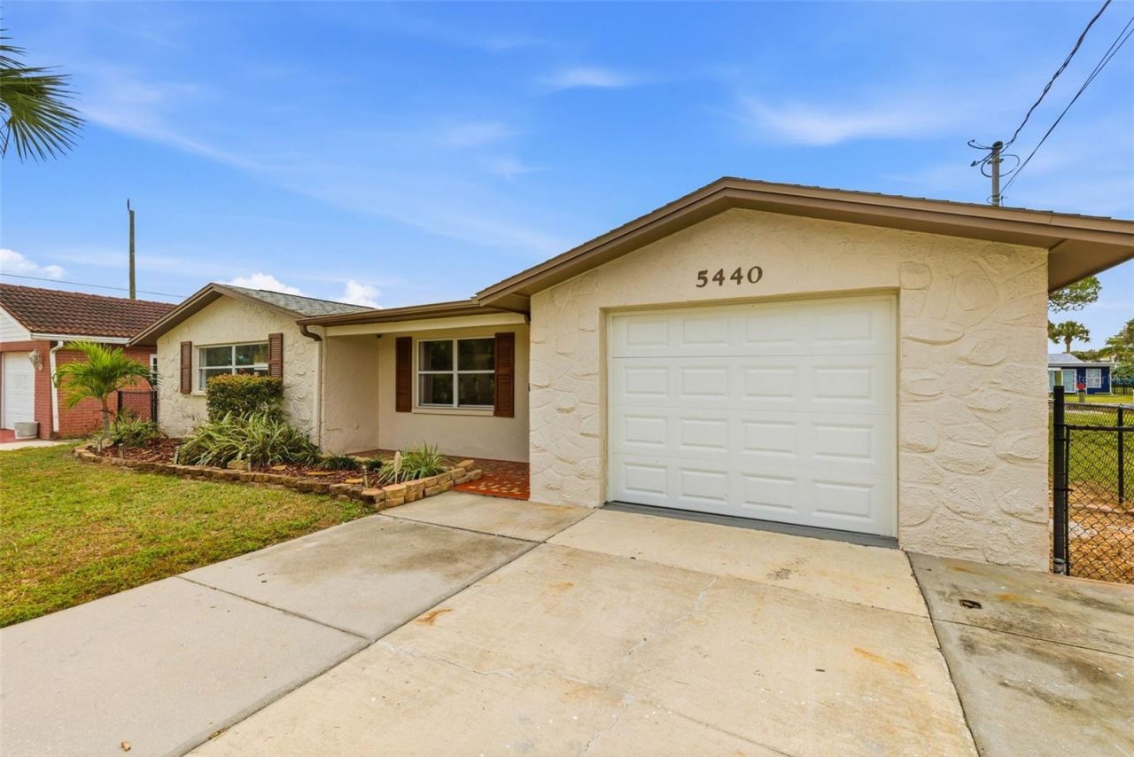 5440 Quist Drive, Port Richey, FL 34668 Photo