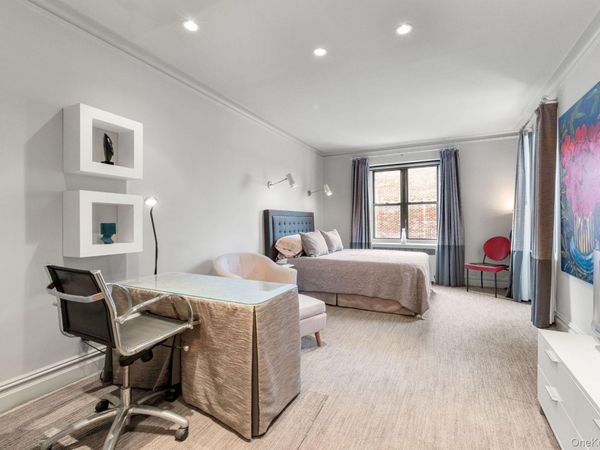 25-40 31st Avenue, Unit 6F, Astoria, NY 11106