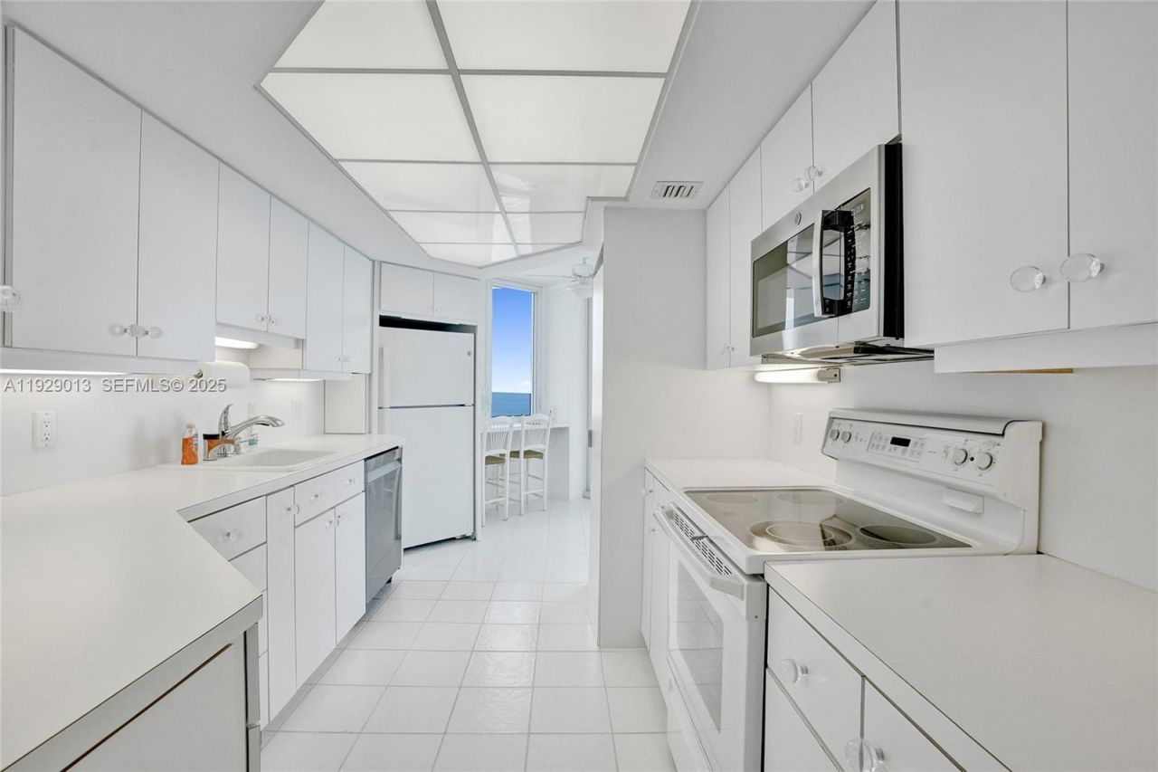 550 S Ocean Blvd, Unit Ph-05, Boca Raton, FL 33432 Photo