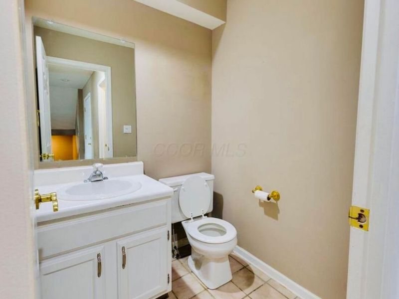 2721 Woodland Trail Drive, Columbus, OH 43231 Photo 20