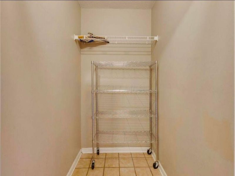 2721 Woodland Trail Drive, Columbus, OH 43231 Photo 23