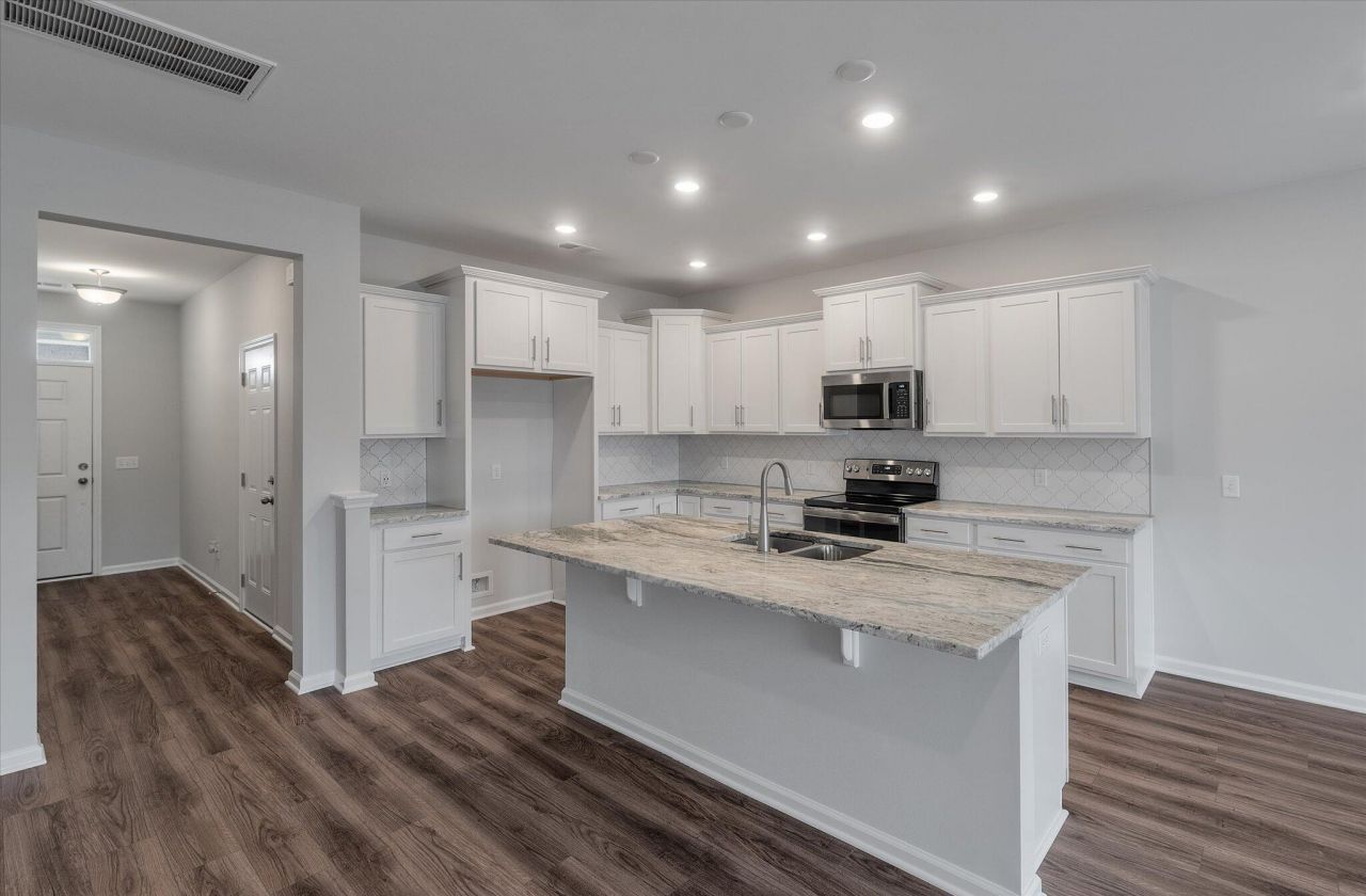 398 Painted Lady Lane Photo 10