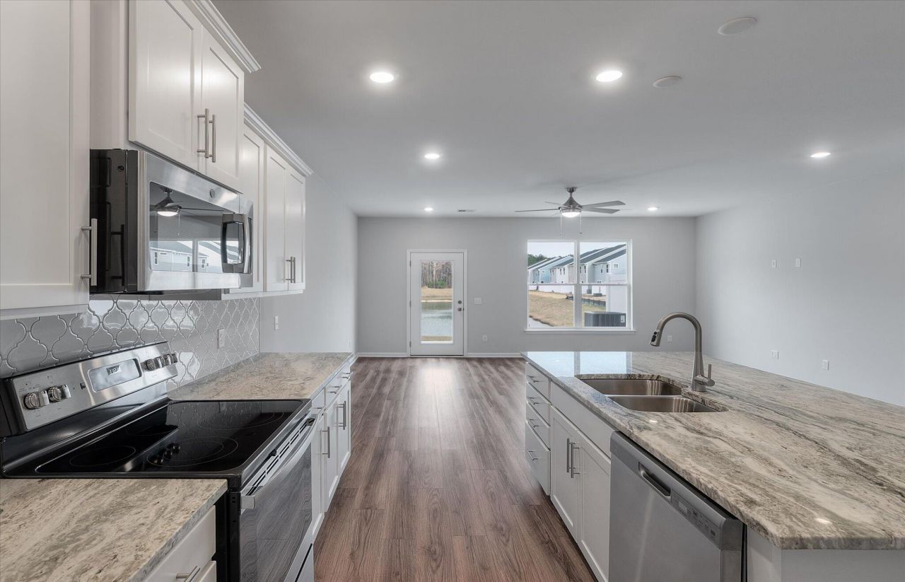 398 Painted Lady Lane Photo 16