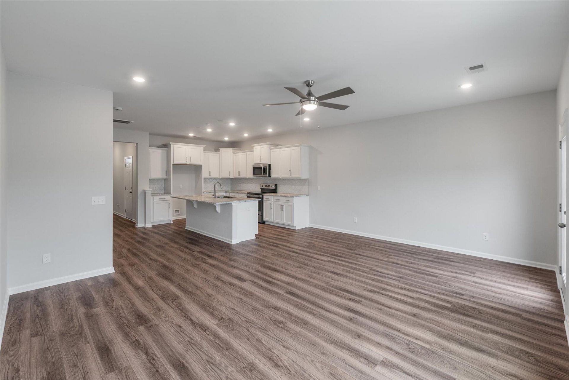 398 Painted Lady Lane Photo 17