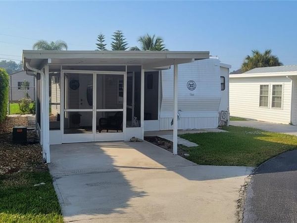 1339 Old Lakeport RD, Unit 30B, MOORE HAVEN, FL 33471