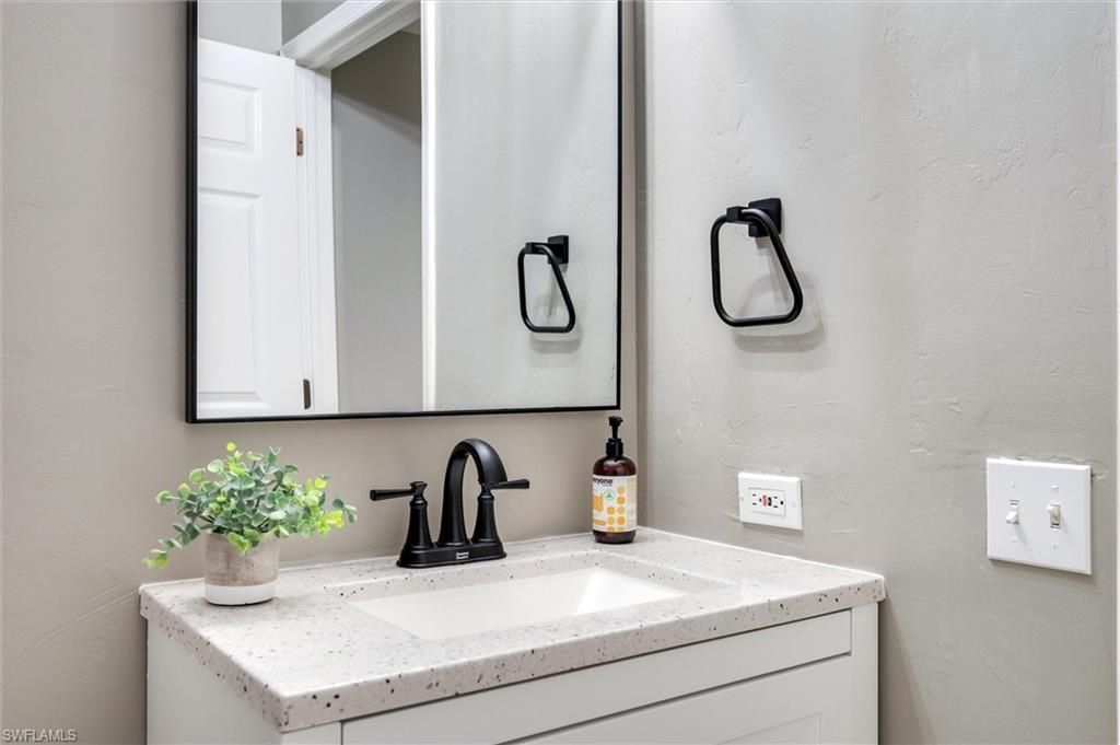 28080 Cavendish Ct, Unit 2006, Bonita Springs, FL 34135 Photo