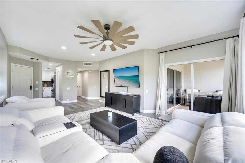 28080 Cavendish Ct, Unit 2006, Bonita Springs, FL 34135 Photo