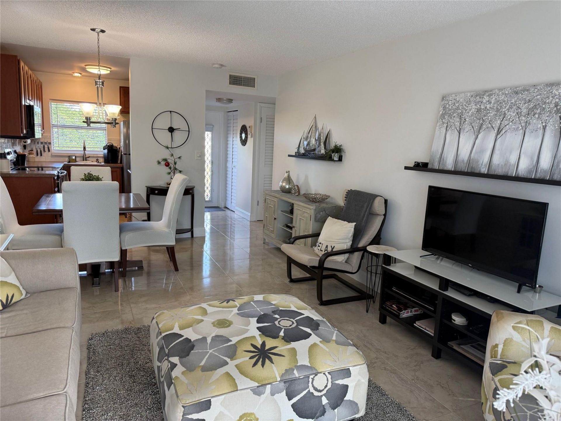 9400 Sunrise Lakes Blvd, Unit 307, Sunrise, FL 33322 Photo