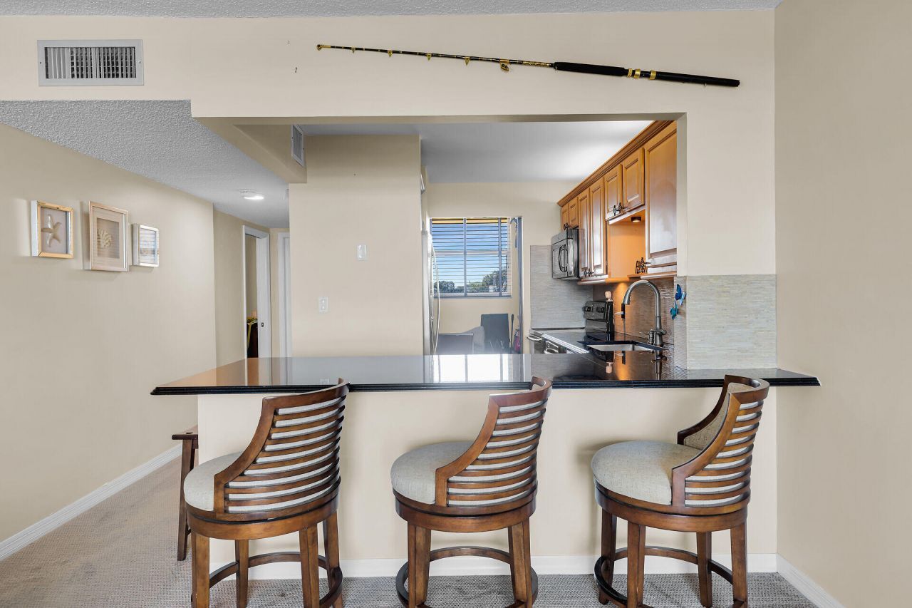 88540 Overseas Highway, Unit 304, Islamorada, FL 33070 Photo