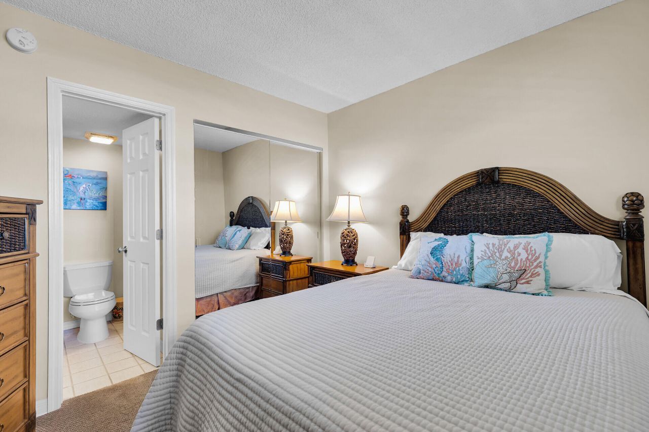 88540 Overseas Highway, Unit 304, Islamorada, FL 33070 Photo