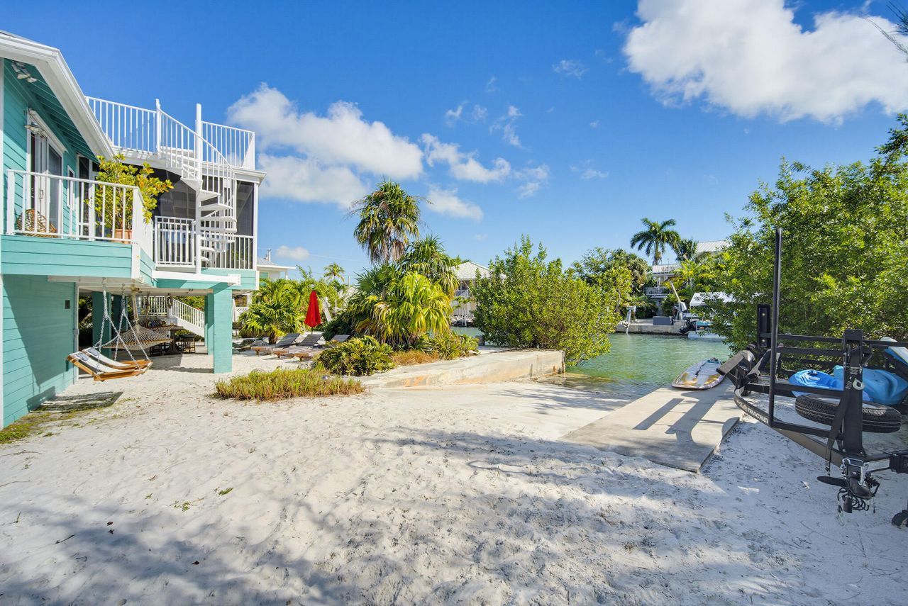 16640 Cypress Road, Sugarloaf, FL 33042 Photo