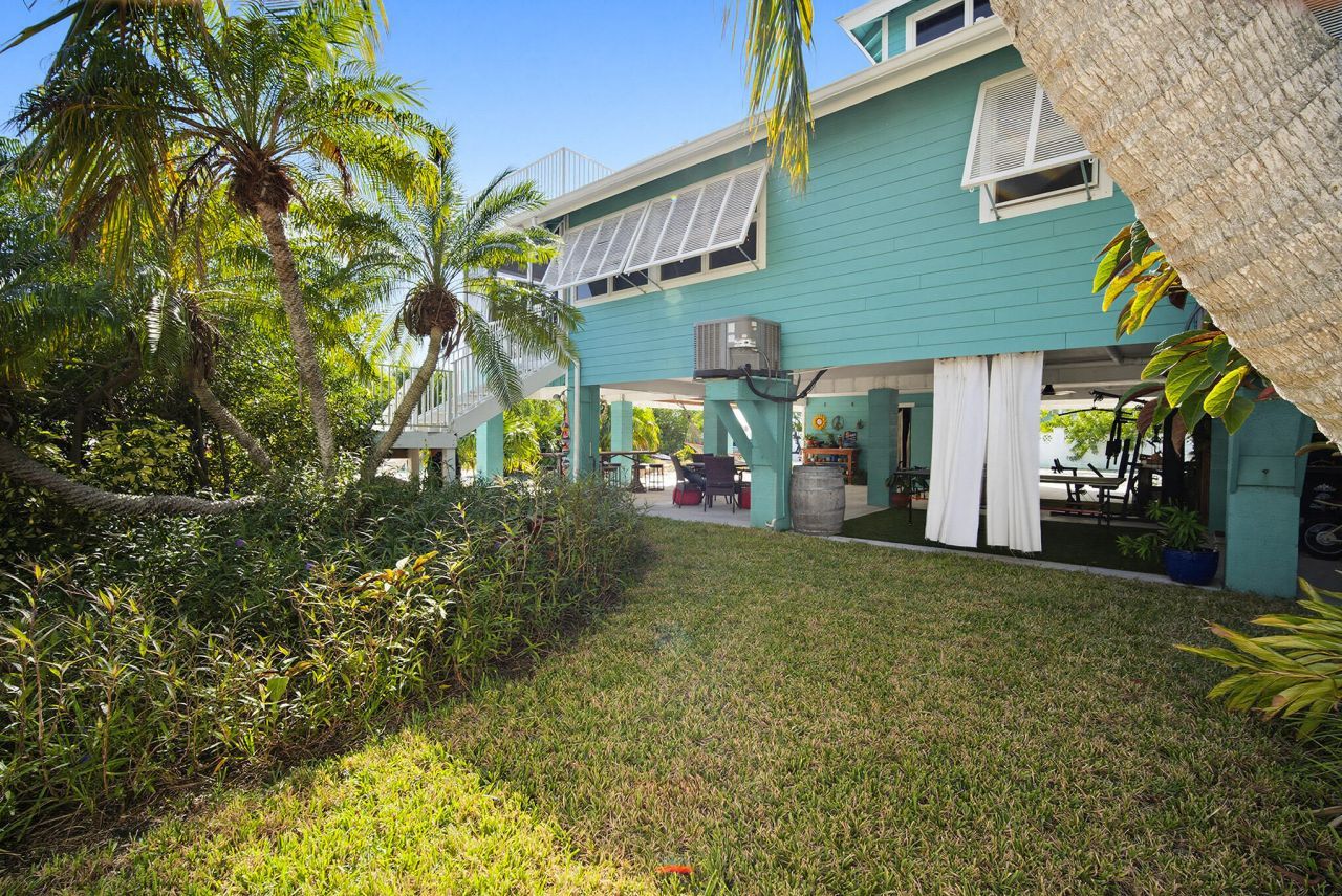 16640 Cypress Road, Sugarloaf, FL 33042 Photo