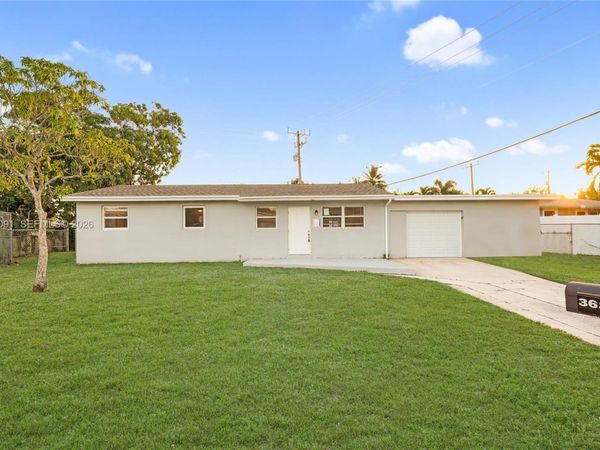 3680 SW 16th St, Fort Lauderdale, FL 33312