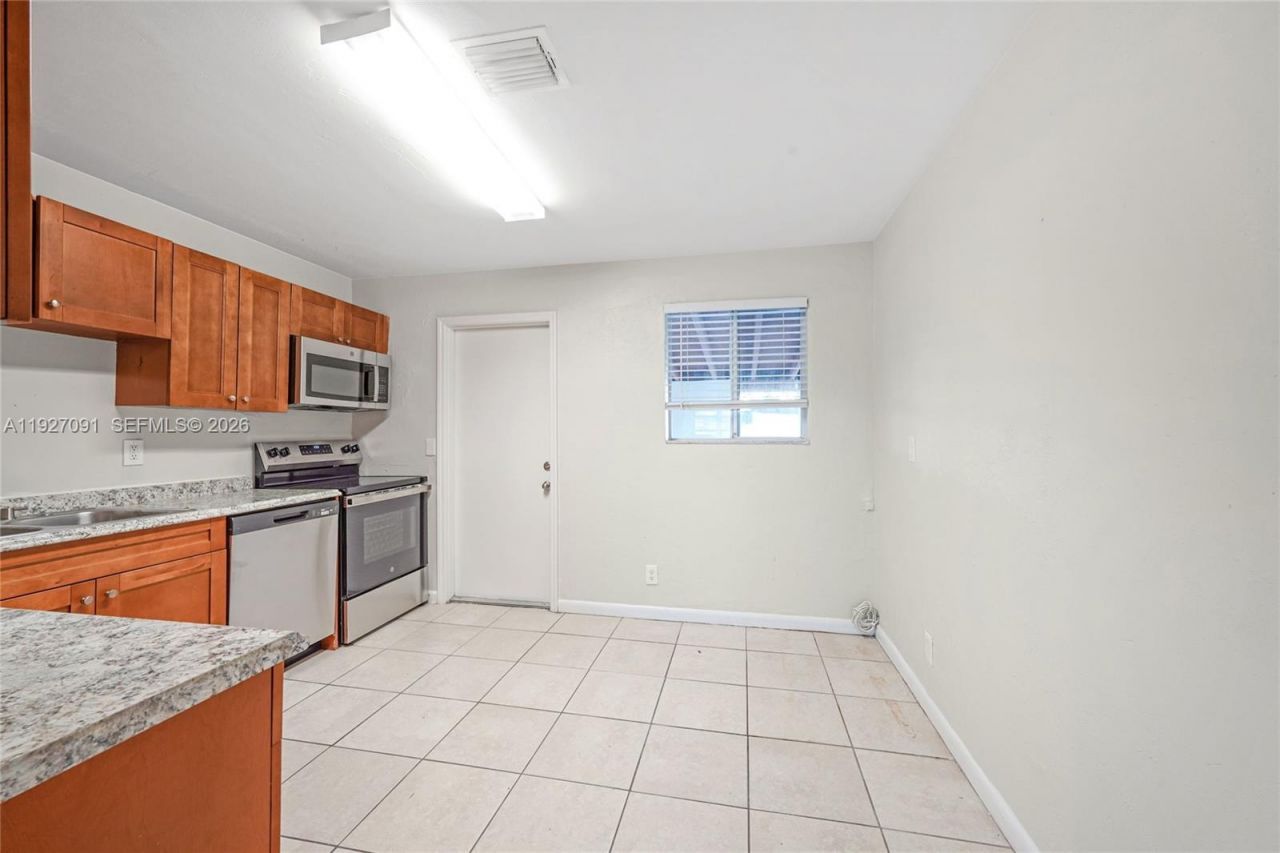 3680 SW 16th St, Fort Lauderdale, FL 33312 Photo