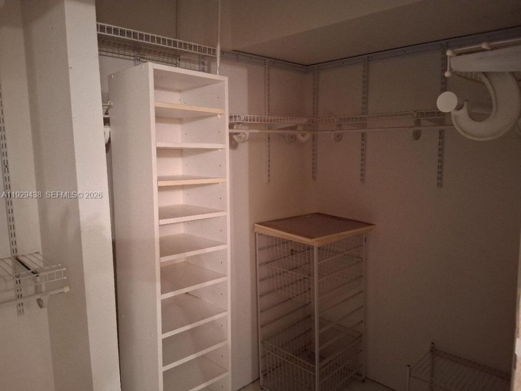 1100 St Charles Pl, Unit 719, Pembroke Pines, FL 33026 Photo