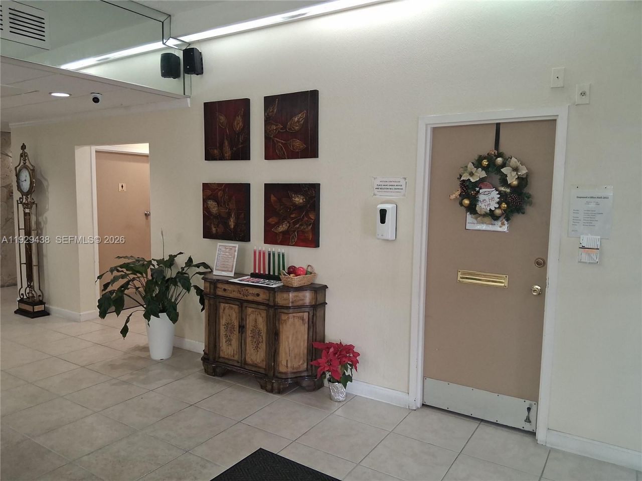 1100 St Charles Pl, Unit 719, Pembroke Pines, FL 33026 Photo