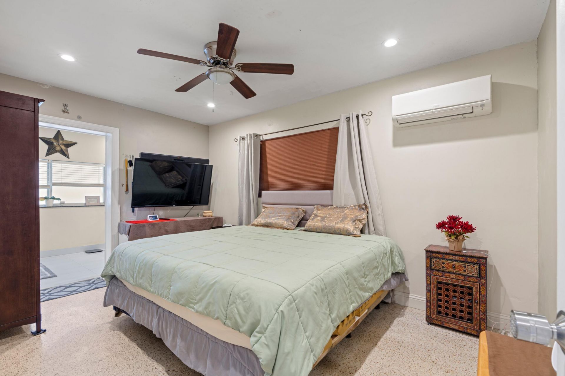 1129 NE 16th Street, Fort Lauderdale, FL 33304 Photo