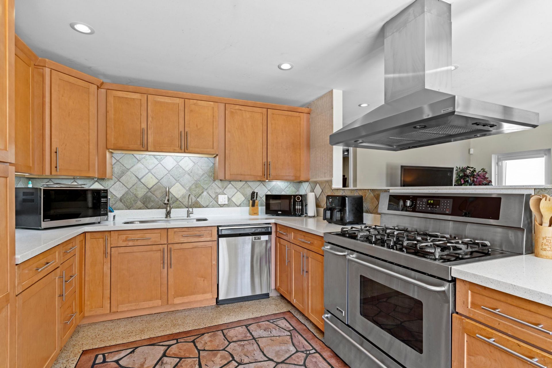 1129 NE 16th Street, Fort Lauderdale, FL 33304 Photo