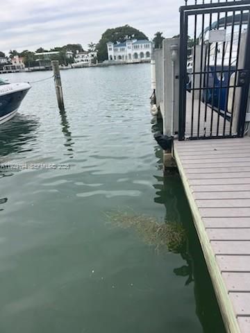 5401 Collins Ave # 13-7, Miami Beach, FL 33140 Photo