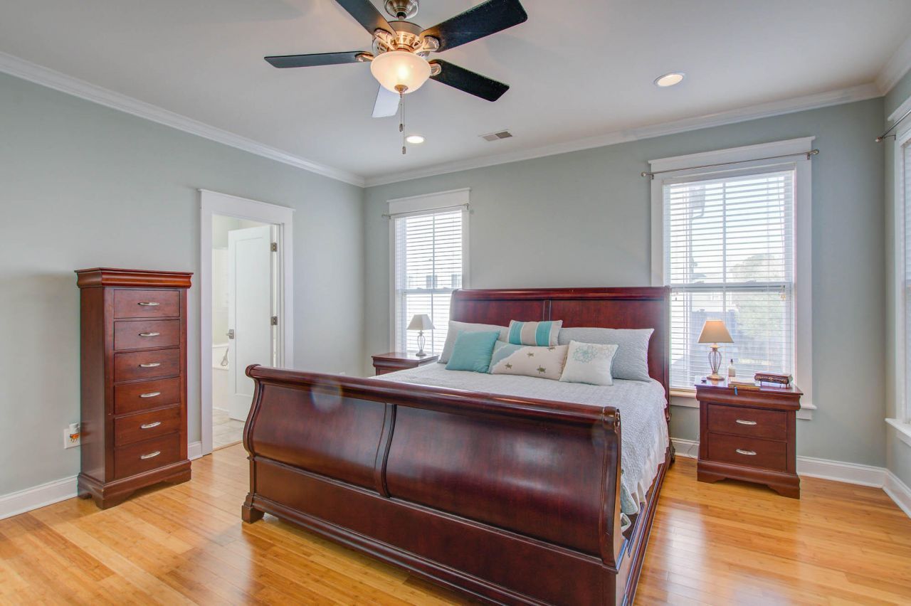 214 Clouter Creek Drive Photo 11