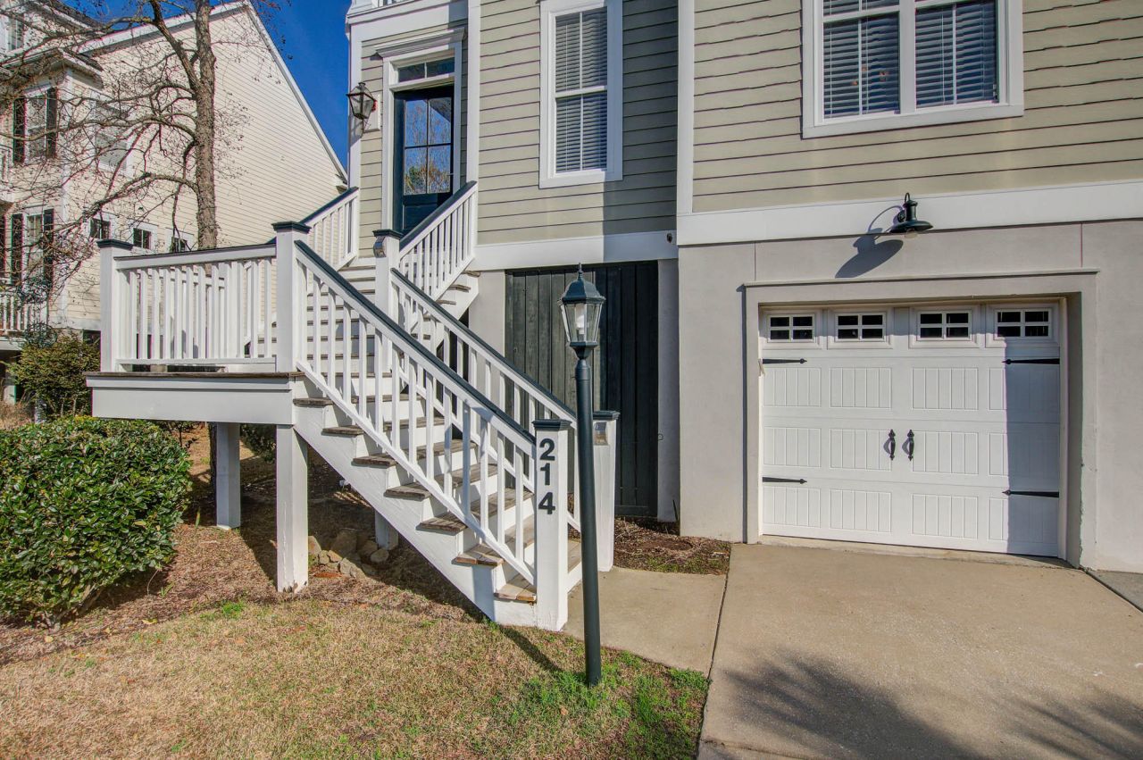 214 Clouter Creek Drive Photo 27