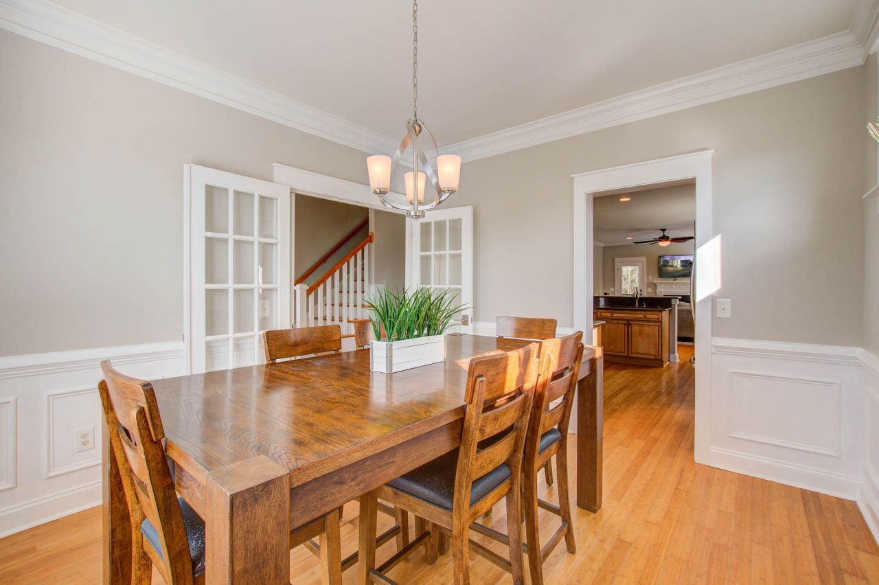 214 Clouter Creek Drive Photo 7