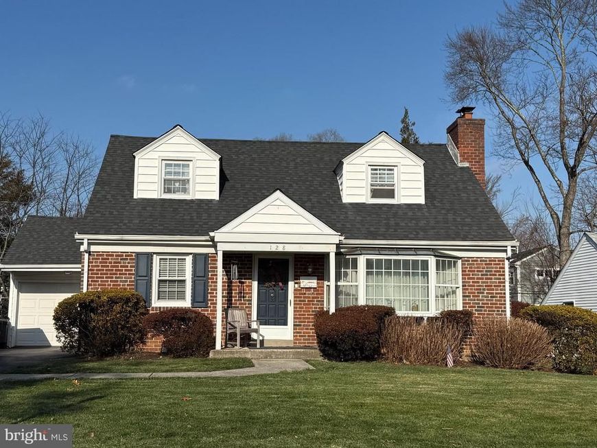 128 Clemson Road, Bryn Mawr, PA 19010 Main Photo