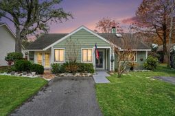 1131 Daffodil Lane photo 4