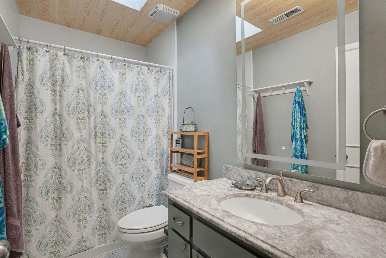 1131 Daffodil Lane Photo 24