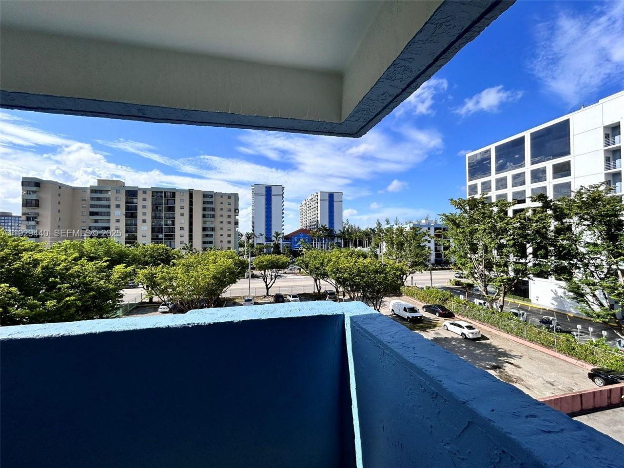5050 NW 7th St, Unit 401, Miami, FL 33126 Photo
