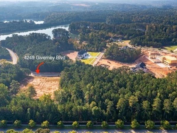 4249 Giverney Boulevard , Fairburn, GA 30213