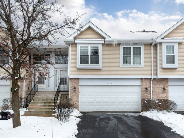2319 Chasewood Drive, Downers Grove, IL 60515