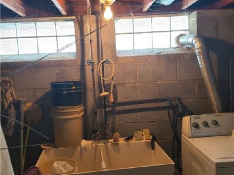 18743 Garden Boulevard, Cleveland, OH 44128 Photo 22