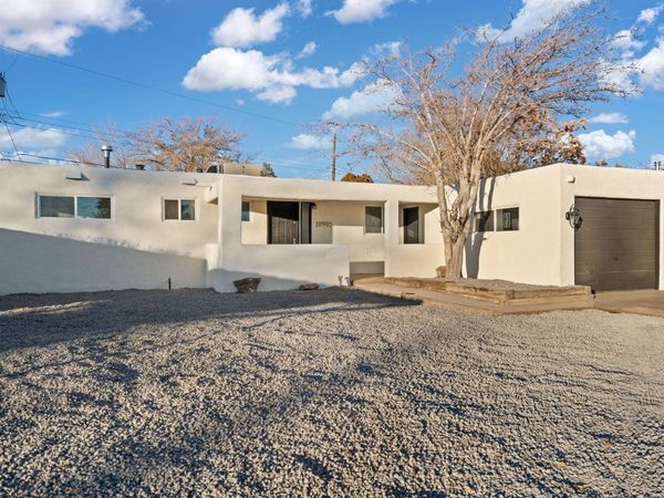 10905 Woodland Avenue NE, Albuquerque, NM 87112