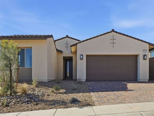 271 Divo Martino Street, Henderson, NV 89011