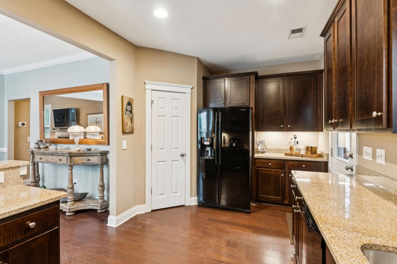 1635 Bee Balm Road Photo 17