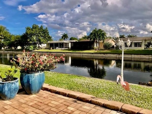 4908 NW 47th Ter, Tamarac, FL 33319