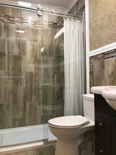 4908 NW 47th Ter, Tamarac, FL 33319 Photo