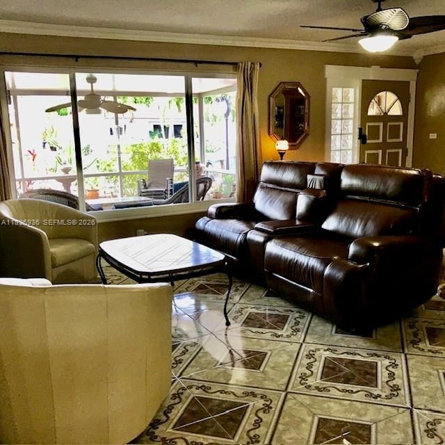 4908 NW 47th Ter, Tamarac, FL 33319 Photo