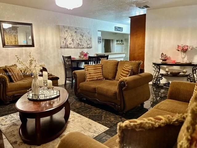 1536 NW 15th Ave, Fort Lauderdale, FL 33311 Photo