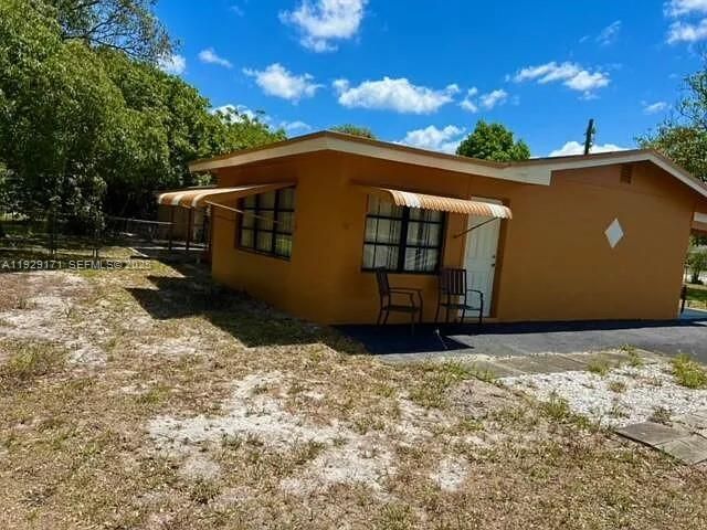 1536 NW 15th Ave, Fort Lauderdale, FL 33311 Photo