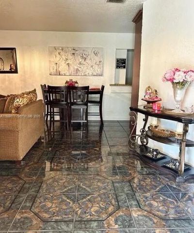 1536 NW 15th Ave, Fort Lauderdale, FL 33311 Photo