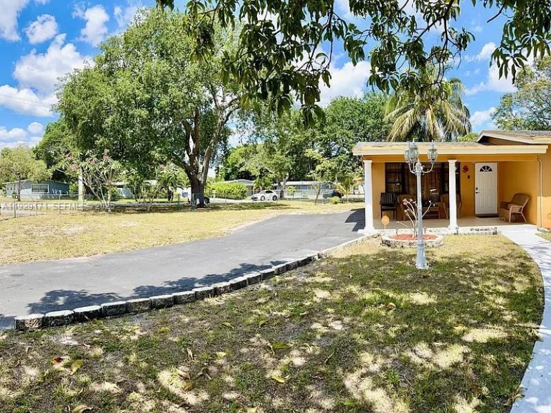1536 NW 15th Ave, Fort Lauderdale, FL 33311 Photo