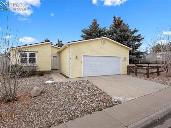 4006 Gray Fox Heights, Colorado Springs, CO 80922