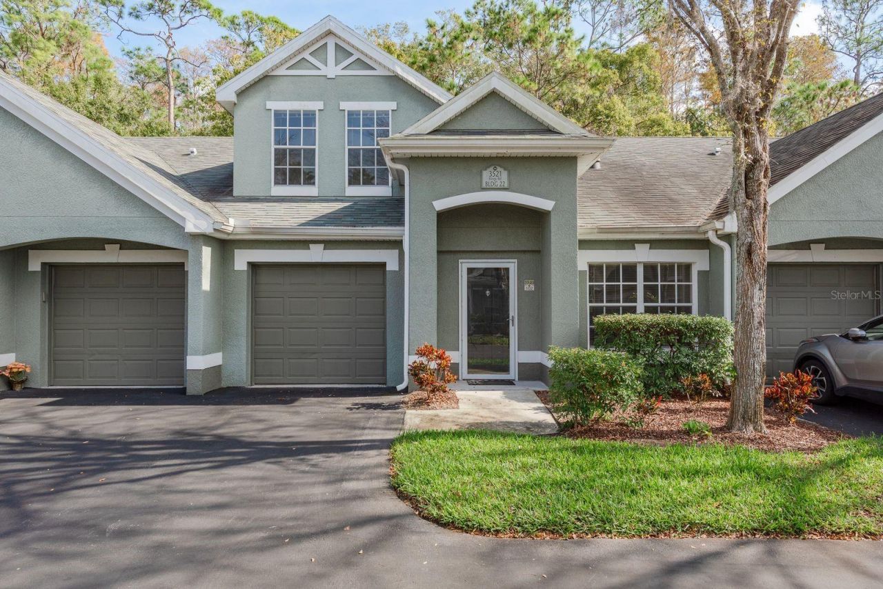 3521 Kings Road, Unit 102, Palm Harbor, FL 34685 Main Photo